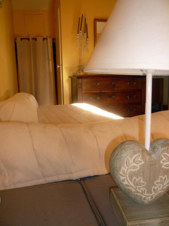 Bed & Breakfast - Maison De Marie Hotel Messimy-sur-Saone Room photo